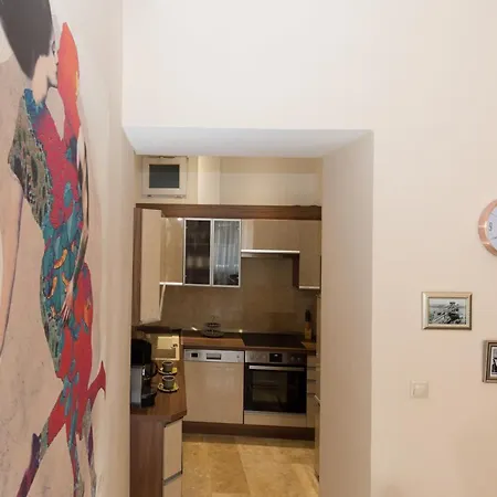 Elegant With Buda Castle View Budapeszt