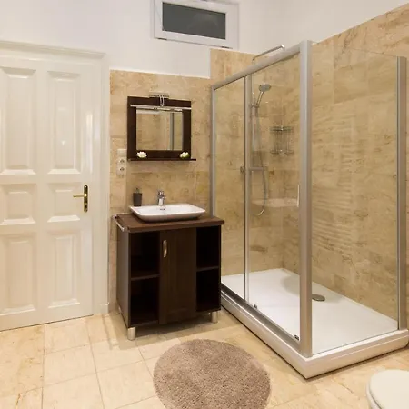 Appartement Elegant With Buda Castle View